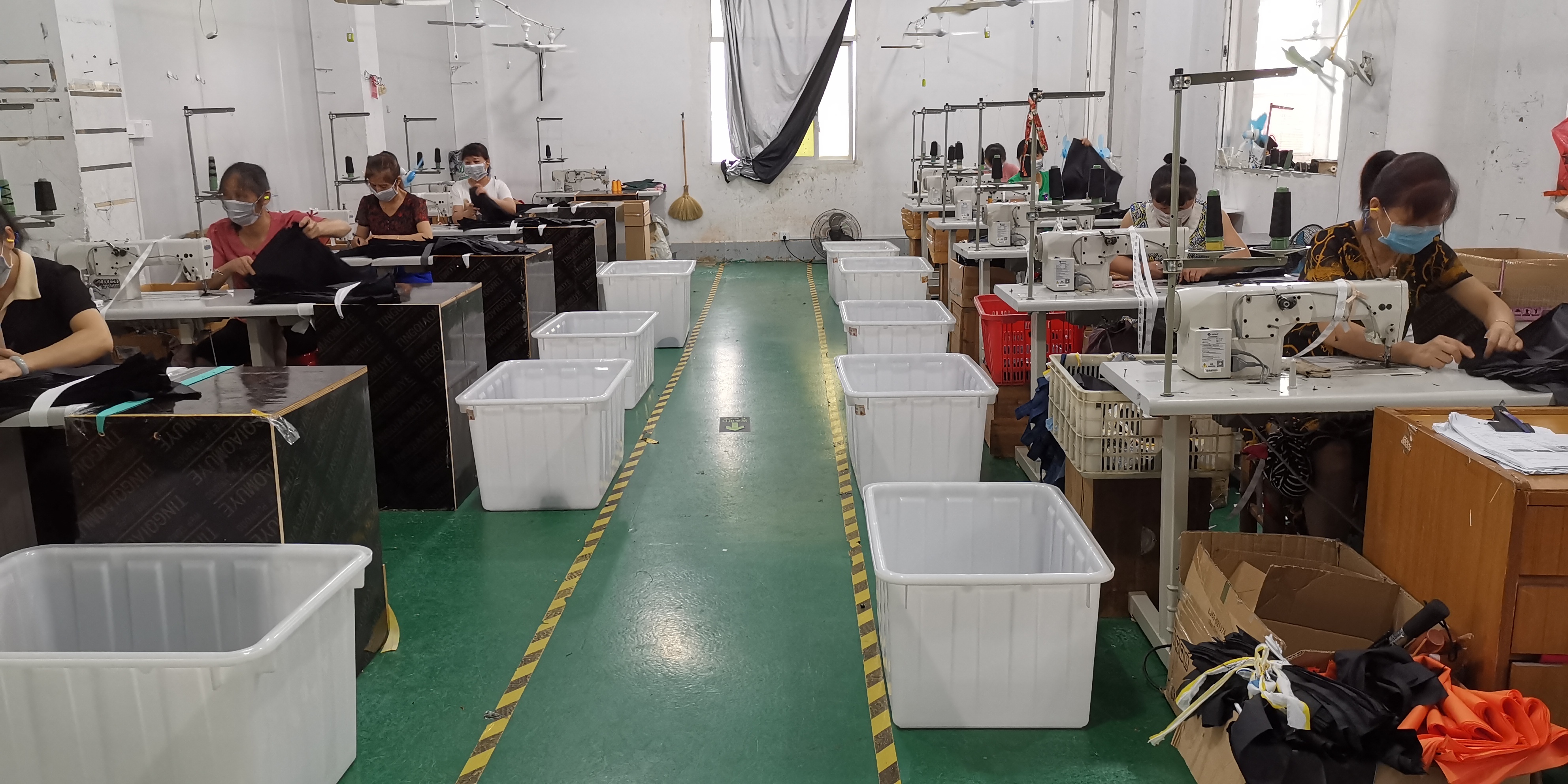 Xiamen United-Prosperity Industry & Trade Co., Ltd. factory production line