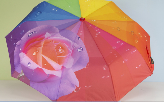 Auto open close 3 Foldable Umbrella Windproof Plastic Handle