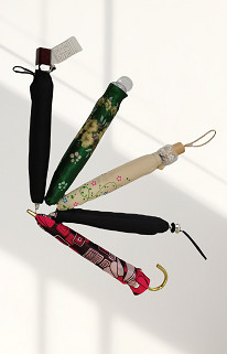 Super Lightweight 2 Folding Reverse Umbrella Satin Frame Fiberglass Ribs Manual Open 19 Inches 8 Panels